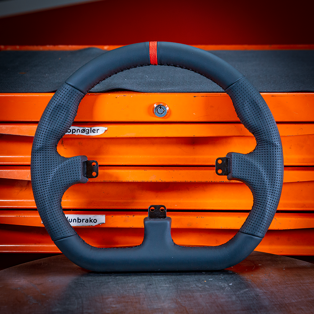 Asetek SimSports Wheel GT Rim - Closed D Black Leather